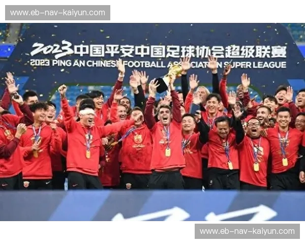 伦敦德比的火星迸发：当白百合遇上铁锤，这场“伦敦碗”外的暗战谁能称王？